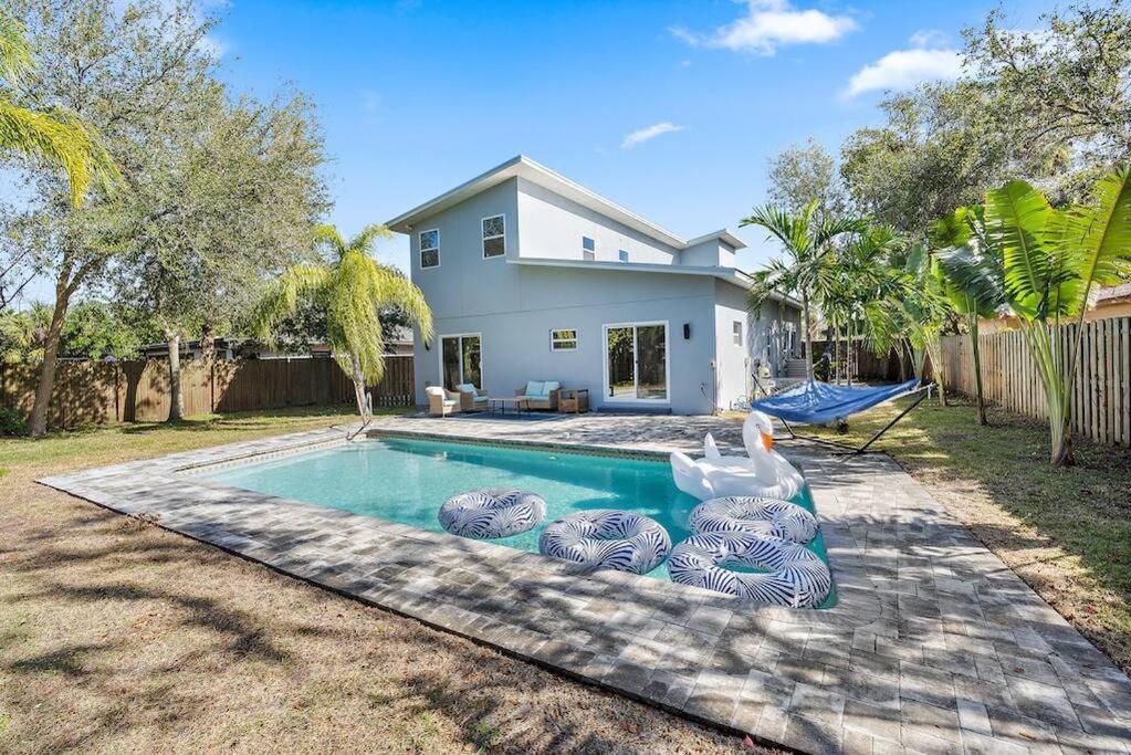 Florida Getaway With Backyard Pool Oasis Villa Sarasota Eksteriør billede